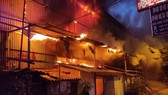Hiện trường vụ cháy  Công ty CP Bóng đèn Phích nước Rạng Đông, tối 28-8-2019