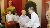 Tổng Bí thư, Chủ tịch nước Nguyễn Phú Trọng và Bí thư Thành ủy TPHCM Nguyễn Thiện Nhân. Ảnh: QUANG PHÚC