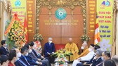 Chủ tịch Ủy ban Trung ương MTTQ Việt Nam cùng đoàn đến thăm và chúc mừng Giáo hội Phật giáo Việt Nam