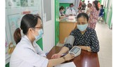 Ủy ban Xã hội nhận thấy rằng, thẩm quyền quyết định giá dịch vụ KBCB vẫn cần thực hiện theo nguyên tắc Nhà nước thống nhất quản lý về giá