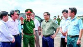 Thủ tướng Phạm Minh Chính kiểm tra, khảo sát dự án nhà ga T3 sân bay Tân Sơn Nhất, ngày 9-7-2022. Ảnh: TTXVN