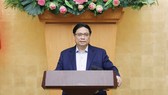 Khắc phục triệt để tình trạng thiếu xăng dầu, thuốc, vật tư y tế, thúc đẩy tiêm chủng