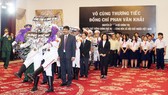 Nhiều đoàn ngoại giao đến viếng nguyên Thủ tướng Phan Văn Khải