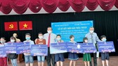 Sở LĐTB-XH TPHCM đề xuất cấp thẻ tài khoản, hỗ trợ hàng tháng cho 3.564 trẻ em mồ côi