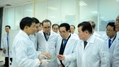 Đoàn cấp cao Triều Tiên tham quan tổ hợp nghiên cứu, sản xuất thiết bị dân sự của Viettel