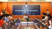 Thứ trưởng Bộ TT-TT Nguyễn Thành Hưng chủ trì buổi lễ ra mắt nền tảng chuỗi khối akaChain "Make in Vietnam". Ảnh: T.B.