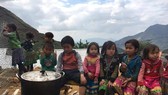 Children in mountainous district (Photo: TAT )