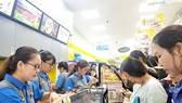 Fast shopping trend sways Vietnamese consumers