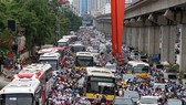 Congestion is seen in Hanoi Ring Belt 3 (Photo: SGGP)