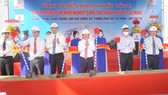City officials are shoveling sand in a ceremony to kick-start the construction of a startup and innovation center in Ho Chi Minh City on October 1, 2020 (Photo: SGGP)
