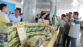 Many OCOP-certificated products are displayed on the fair