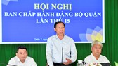 Chủ tịch UBND TPHCM Phan Văn Mãi phát biểu tại Hội nghị BCH Đảng bộ quận 7. Ảnh: VIỆT DŨNG