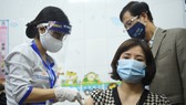 Sáng 8-3, triển khai những mũi tiêm vaccine ngừa Covid-19 đầu tiên tại TPHCM, Hà Nội và Hải Dương