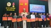 Hội Cựu chiến binh tỉnh Quảng Ngãi trao tặng nhà cho gia đình chính sách