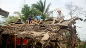 Xóm ốc đảo sông Trà Bồng khắc phục sau lũ