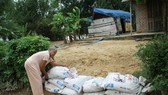 Quảng Ngãi: Lũ vừa tan lại lo mưa lớn do ảnh hưởng áp thấp nhiệt đới
