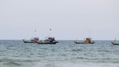 Quảng Ngãi: Một ngư dân bị đột quỵ rơi xuống biển tử vong