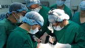  Các bác sĩ Bệnh viện Chợ Rẫy ghép tạng cho bệnh nhân