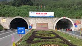Việc trạm BOT Bắc Hải Vân tăng giá vé và thu gộp cho 2 dự án gây khó khăn cho người dân và doanh nghiệp trong bối cảnh dịch bệnh hoành hành