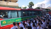 Thêm gói hỗ trợ cho 10.000 “chiến sĩ áo trắng” vào TPHCM chống dịch