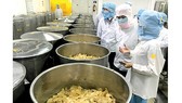 Food safety inspection at Tri Duc jam making company in HCMC (Photo: SGGP)
