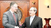 Secretary of HCMC Party Committee Nguyen Thien Nhan receives US Ambassador to Vietnam Daniel Kritenbrink on January 17 (Photo: SGGP)