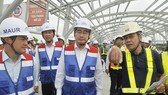  HCMC Party leader Nguyen Thien Nhan talks to contractors of Ben Thanh-Suoi Tien metro line at Phuoc Long station on March 13 (Photo: SGGP)