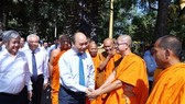 Prime Minister Nguyen Xuan Phuc visits Pali school (Source: VNA)
