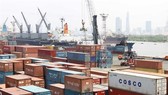 Containers gathered at Saigon Port, HCMC. Better infrastructure and facilities allow HCM City and seven other provinces in the southern economic region to gain competitive advantages to become the spearhead of the Vietnamese economy. (Photo: VNA/VNS)