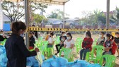 Cambodian migrant workers under quarantine in Banteay Meanchey province last month.(Photo: Phnom Penh Post)