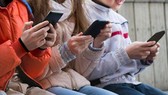 Bang Victoria (Australia) cấm sử dụng điện thoại di động ở trường
