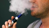 Quản lý thuốc lá thế hệ mới: Cấm hay mở?