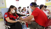 Yêu cầu Hội Chữ thập đỏ các tỉnh, thành phố rà soát toàn bộ quy trình tổ chức hiến máu và tặng quà