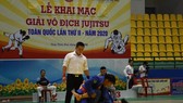Các VĐV tranh tài sau lễ khai mạc Giải Vô địch Jujitsu toàn quốc lần thứ II năm 2020