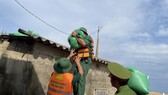 Thừa Thiên - Huế: Bộ đội, công an giúp dân phòng tránh bão số 4