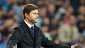 HLV Mauricio Pochettino sẽ phải sốc lại tinh thần của học trò trước đại chiến Man.United. Ảnh: Getty Images