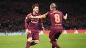 Danh sách đăng ký thi đấu của Barca có tên Messi và Iniesta. Ảnh: Getty Images