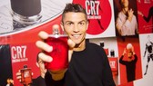 Sau kinh doanh nước hoa, Ronaldo chuẩn bị bắt tay vào làm phim. Ảnh Facebook nhân vật.