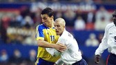 Ibrahimovic thách thức Beckham trước thềm đại chiến Anh – Thụy Điển. Ảnh: Twitter