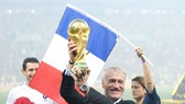 HLV Didier Deschamps luôn tin đội tuyển của ông xứng đáng là nhà vô địch. Ảnh: Getty Images