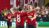 Matteo Darmian (phải) đang cùng Man.United đá giao hữu tại Mỹ. Ảnh: Getty Images