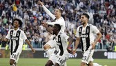 Cristiano Ronaldo đã ăn mừng danh hiệu Serie A cùng Juve. Ảnh: Getty Images      