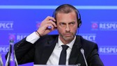 Chủ tịch UEFA, Aleksander Ceferin và cộng sự thật sự đau đầu để tìm giải pháp. Ảnh: Getty Images    