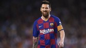 Barcelona không thể buộc Lionel Messi giảm 70% mức lương cao nhất thế giới nhưng sau đó lại chi hàng đống tiền mua ngôi sao. Ảnh: Getty Images    