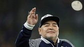 Diego Maradona đã rời bệnh viện để tiếp tục quá trình hồi phục. 