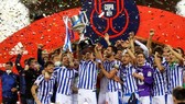 Sociedad nâng cao danh hiệu lớn lần đầu tiên kể từ năm 1987.