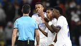 Real Madrid đã bất lực khoan thủng mành lưới Osasuna ngay trên sân nhà.
