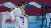 Tuyển thủ Phùng Thị Huệ đã thi đấu hiệu quả ở giải châu Á 2022. Ảnh: JJAU