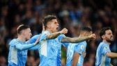 Man.City vẫn có những phản ứng đúng cách để giành lại ngôi đầu. Ảnh: Getty Images