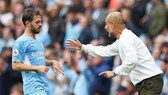 Có thể một lần nữa, HLV Pep Guardiola sẽ cố giữ Bernardo Silva? Ảnh: Getty Images